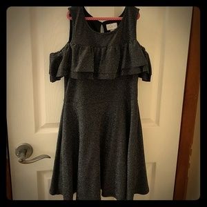 Girl's dress